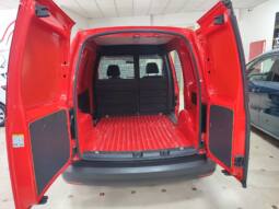 VOLKSWAGEN CADDY KASTEN BLUEMOTION lleno