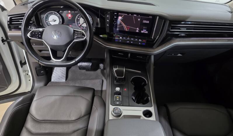 VOLKSWAGEN TOUAREG lleno