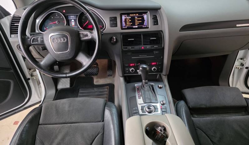 AUDI Q7 lleno