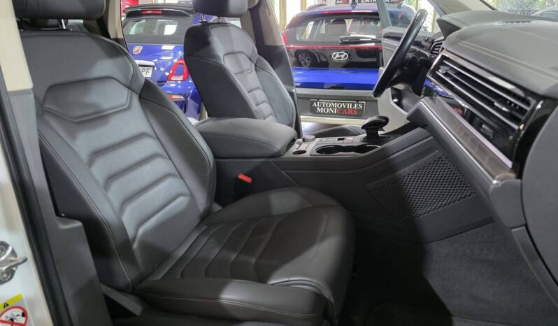 VOLKSWAGEN TOUAREG lleno