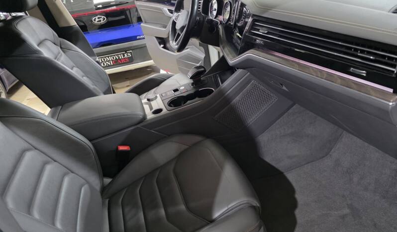 VOLKSWAGEN TOUAREG lleno