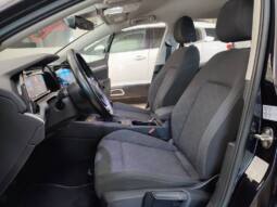 VOLKSWAGEN GOLF VIII LIFE lleno