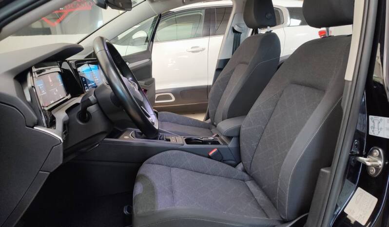 VOLKSWAGEN GOLF VIII LIFE lleno