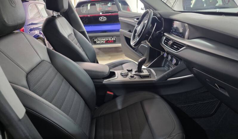 ALFA ROMEO STELVIO SPRINT Q4 lleno