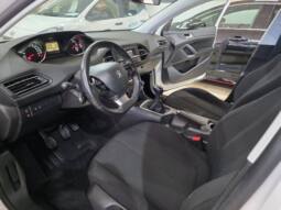 PEUGEOT 308 lleno